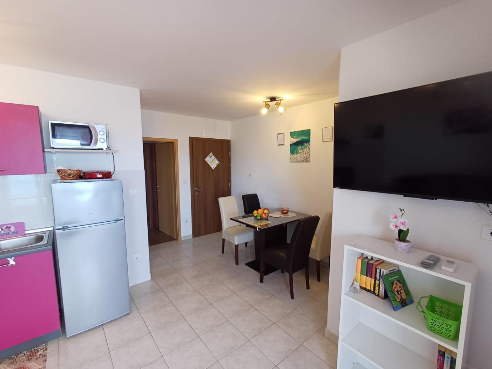 Apartments Cappuccino Подстрана Экстерьер фото