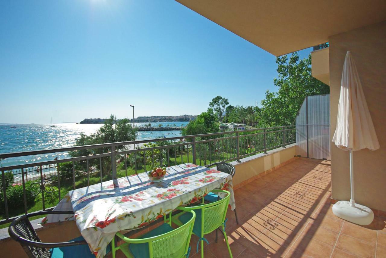 Apartments Cappuccino Подстрана Экстерьер фото