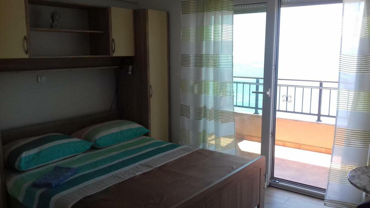 Apartments Cappuccino Подстрана Экстерьер фото