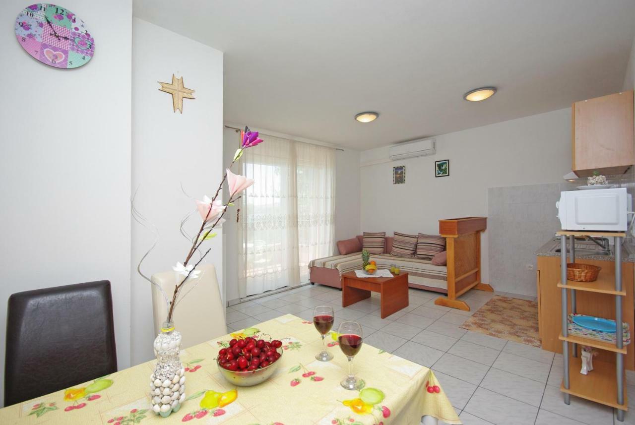 Apartments Cappuccino Подстрана Экстерьер фото